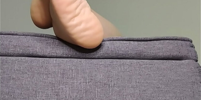 feet