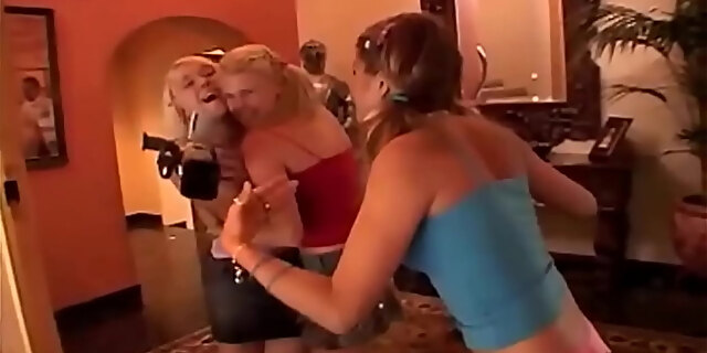 babes,blonde,fetish,fingering,lesbian,oral,petite,tease,teen,threesome,tiny