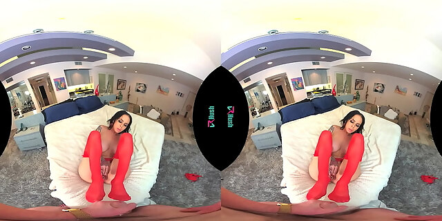 big tits,bra,brunette,cum,cumshot,doggystyle,feet,hardcore,missionary,pov,reality,reverse cowgirl,stockings