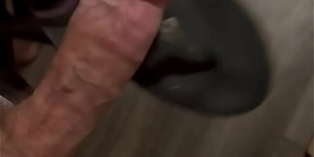 feet,foot fetish,girlfriend,solo